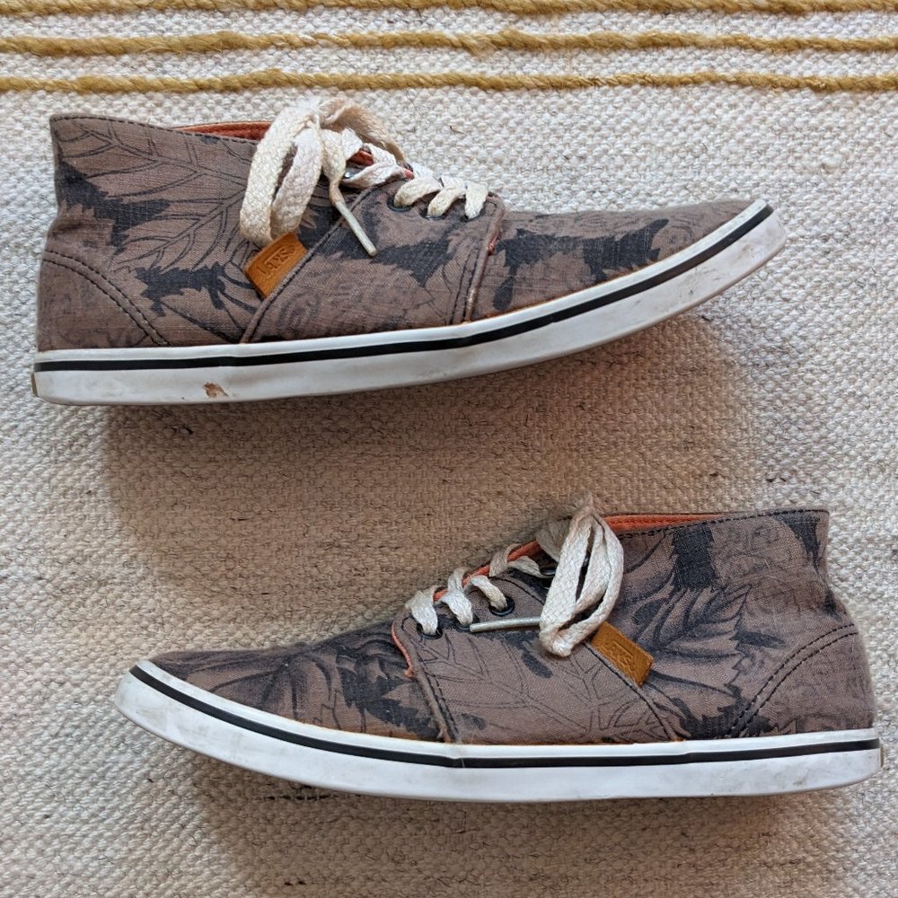 VANS Womens Mid Top Fall Leaf Print Sneaker Sz 7.5